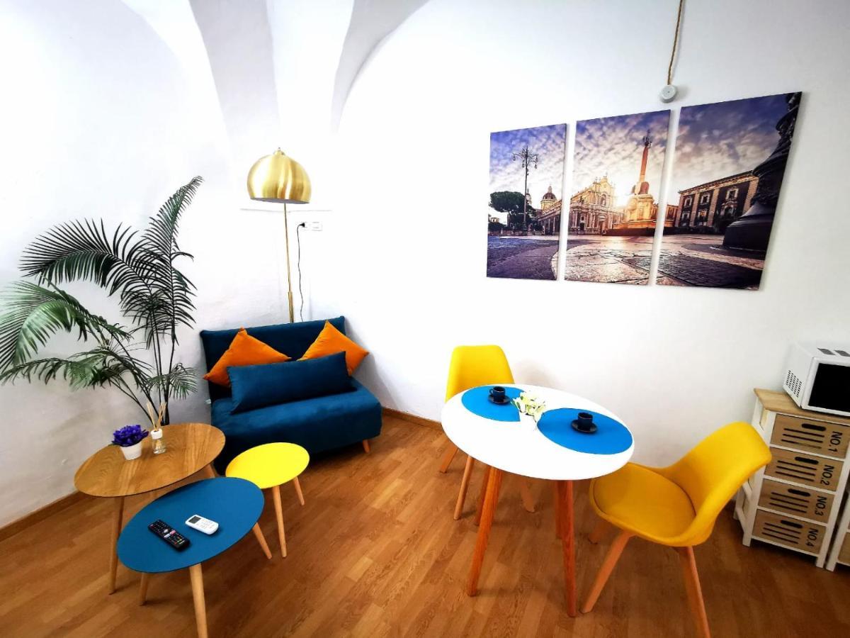 Ma Ma Crociferi 33 Apartment Catania Luaran gambar