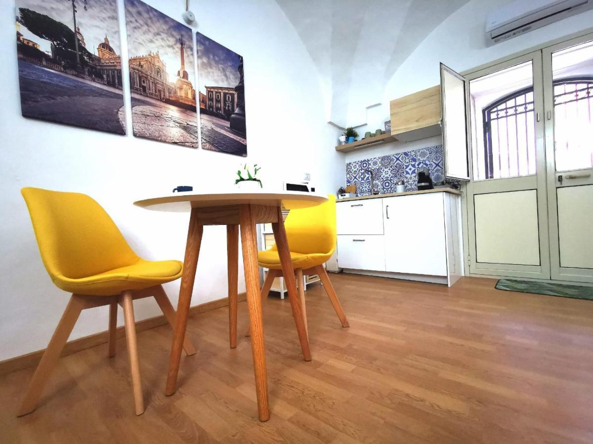 Ma Ma Crociferi 33 Apartment Catania Luaran gambar